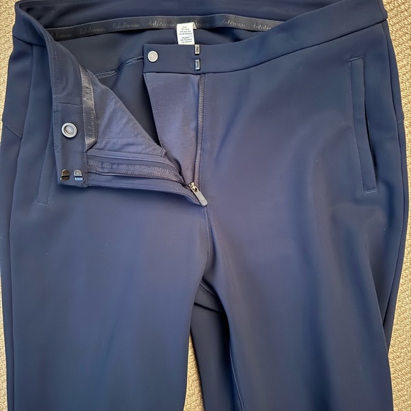 Lululemon On The Move Pant *28"
Lightweight, True Navy - Picture 8 of 9